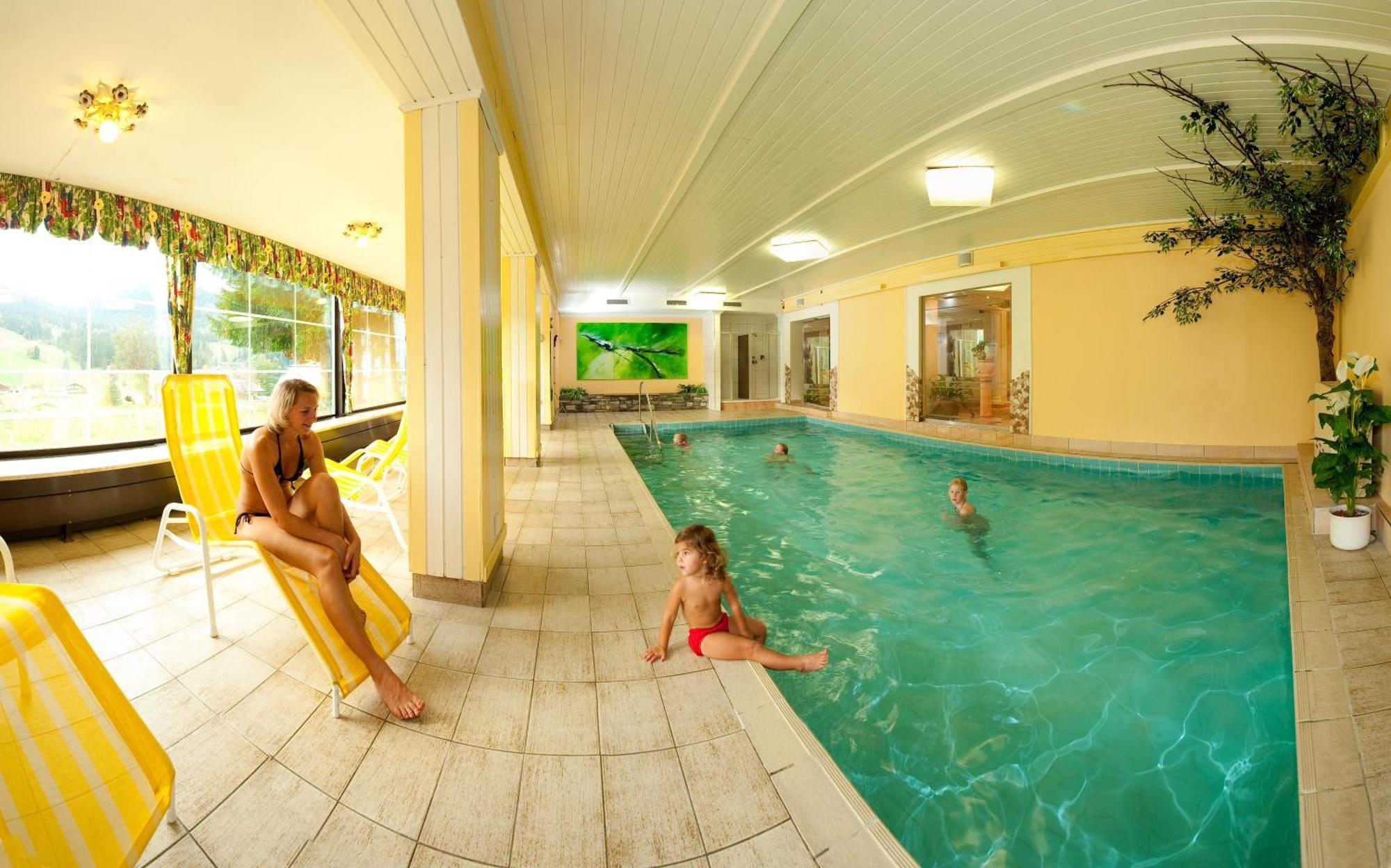 Wohlfuehlresort Und Feriengut Martinerhof Sankt Martin am Tennengebirge Ngoại thất bức ảnh