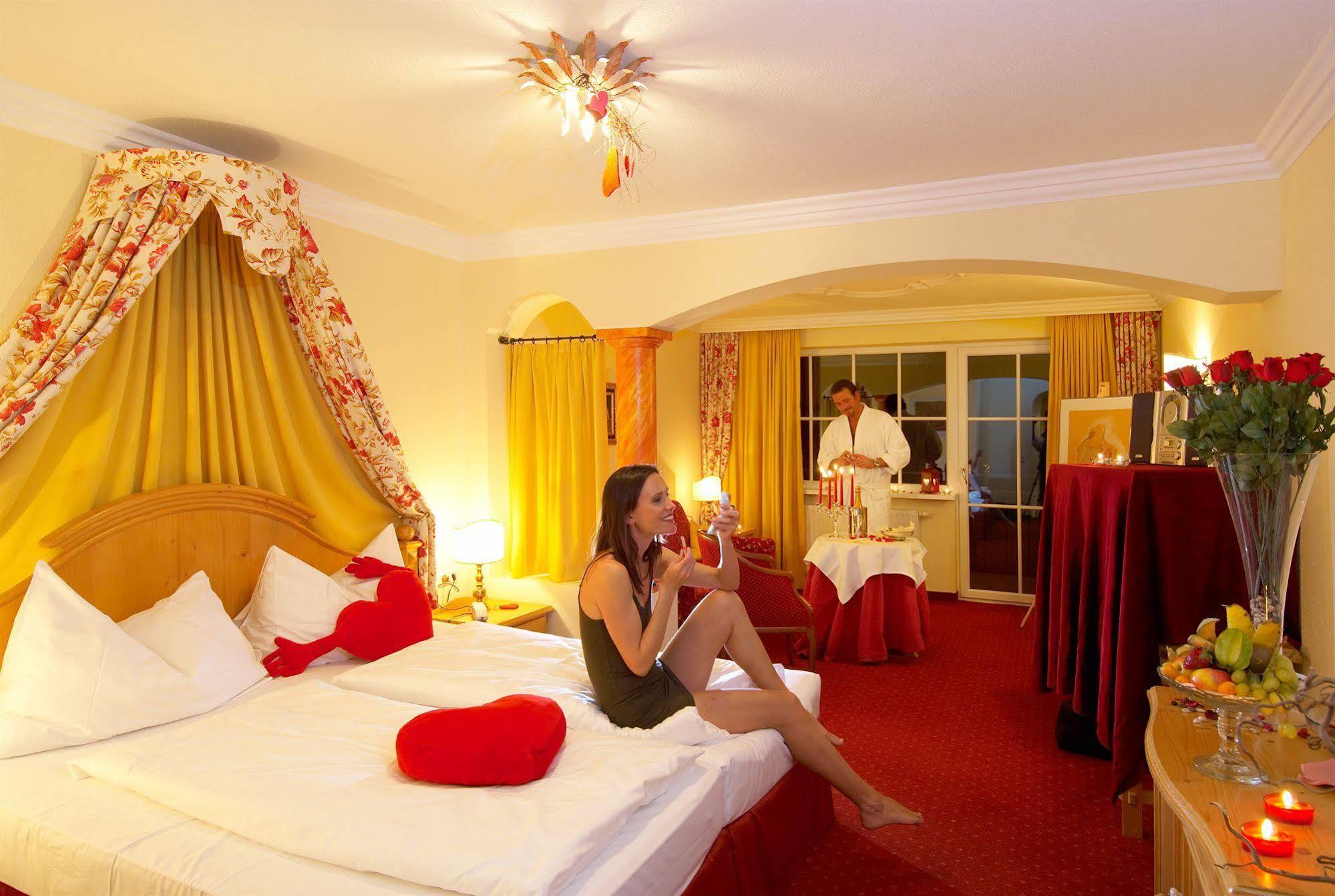 Wohlfuehlresort Und Feriengut Martinerhof Sankt Martin am Tennengebirge Ngoại thất bức ảnh