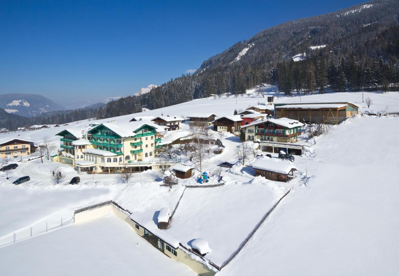 Wohlfuehlresort Und Feriengut Martinerhof Sankt Martin am Tennengebirge Ngoại thất bức ảnh