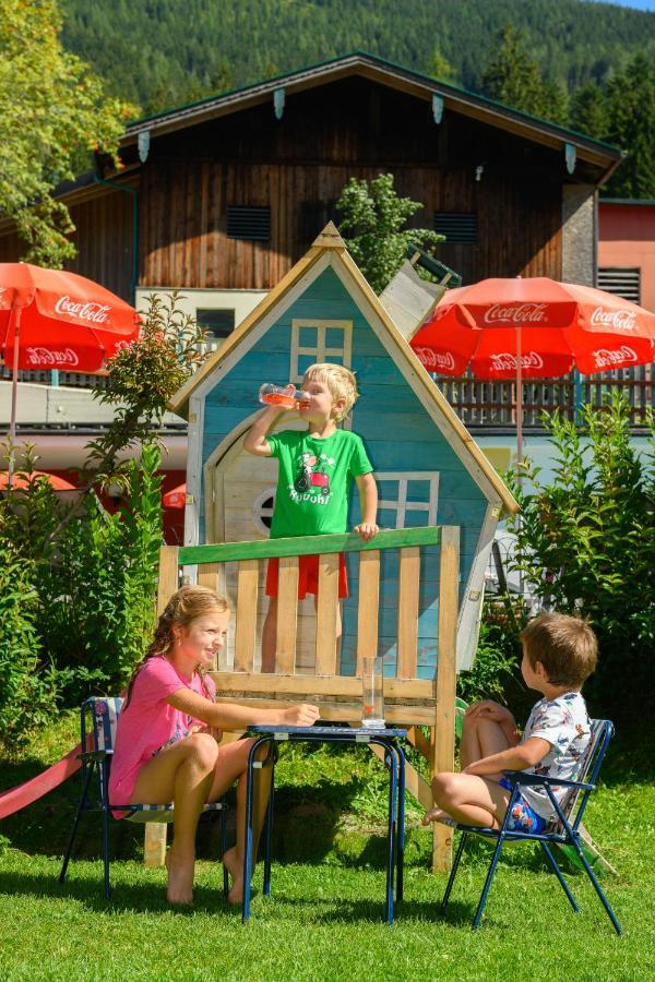 Wohlfuehlresort Und Feriengut Martinerhof Sankt Martin am Tennengebirge Ngoại thất bức ảnh